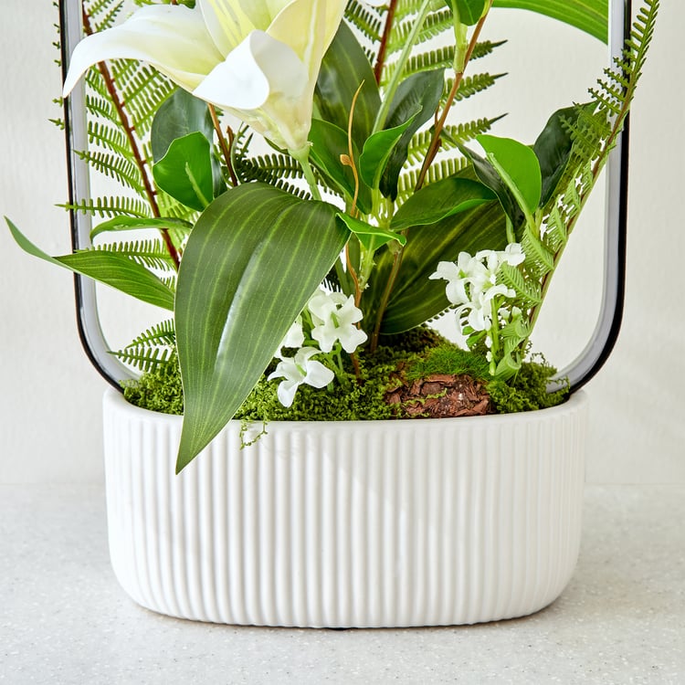 Gloria Spark Artificial Lily in Potted Plant with LED