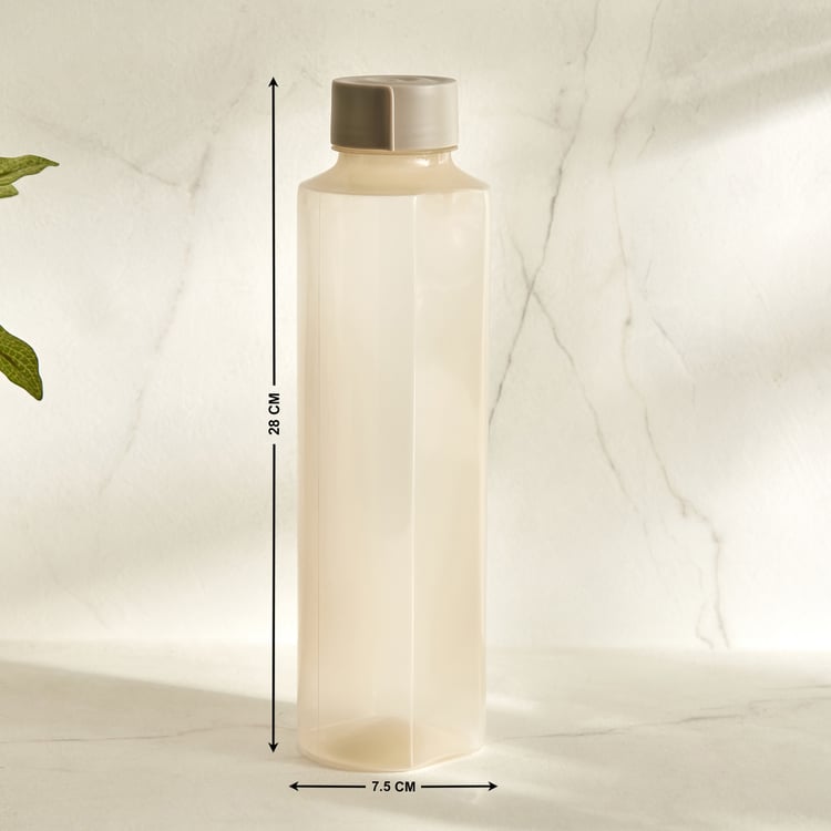 Fiesta Poppy Set of 3 Polypropylene Fridge Bottles - 1L
