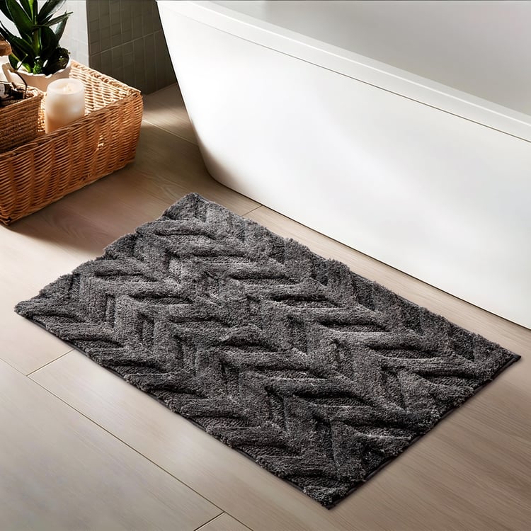 Nova Ashfall Chevron Anti-Slip Bath Mat - 75x50cm