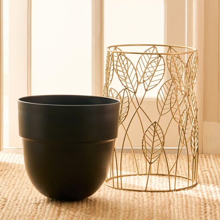 Gardenia Rancher Set of 2 Metal Floor Planters with Stand