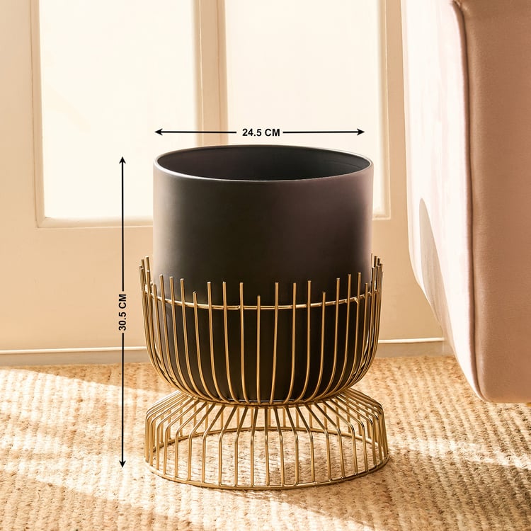 Gardenia Shine Metal Floor Planter with Stand