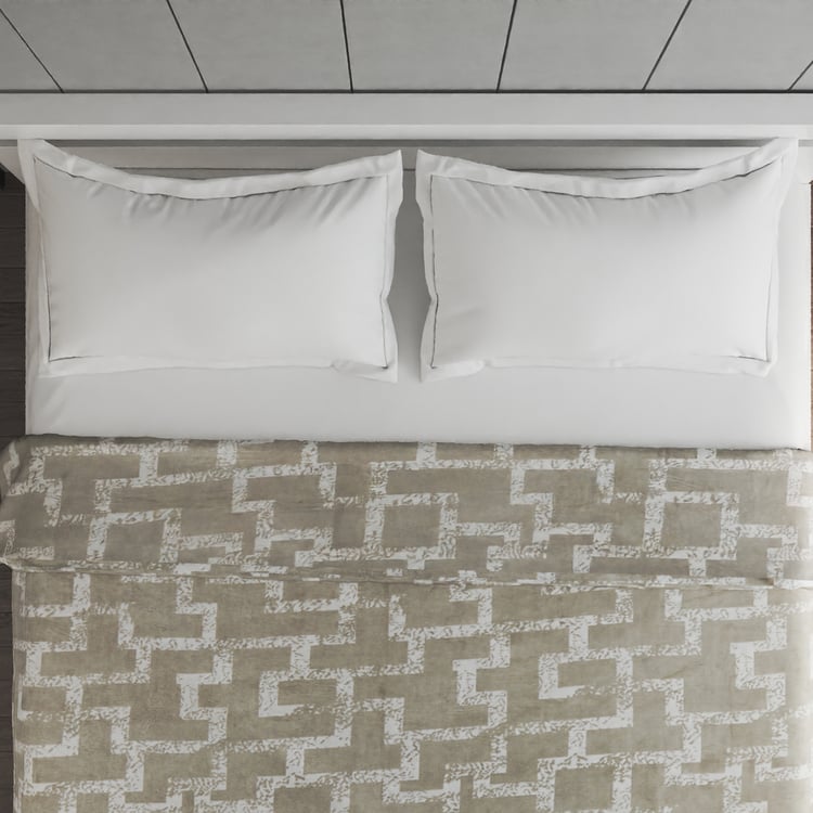 Archer Grid Printed Double Blanket