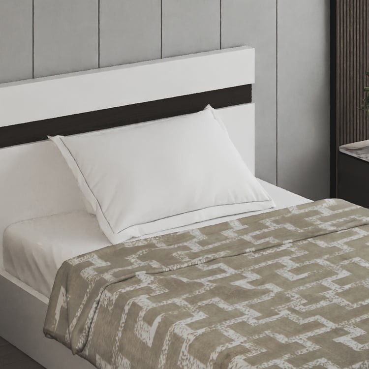Archer Grid Printed Single Blanket