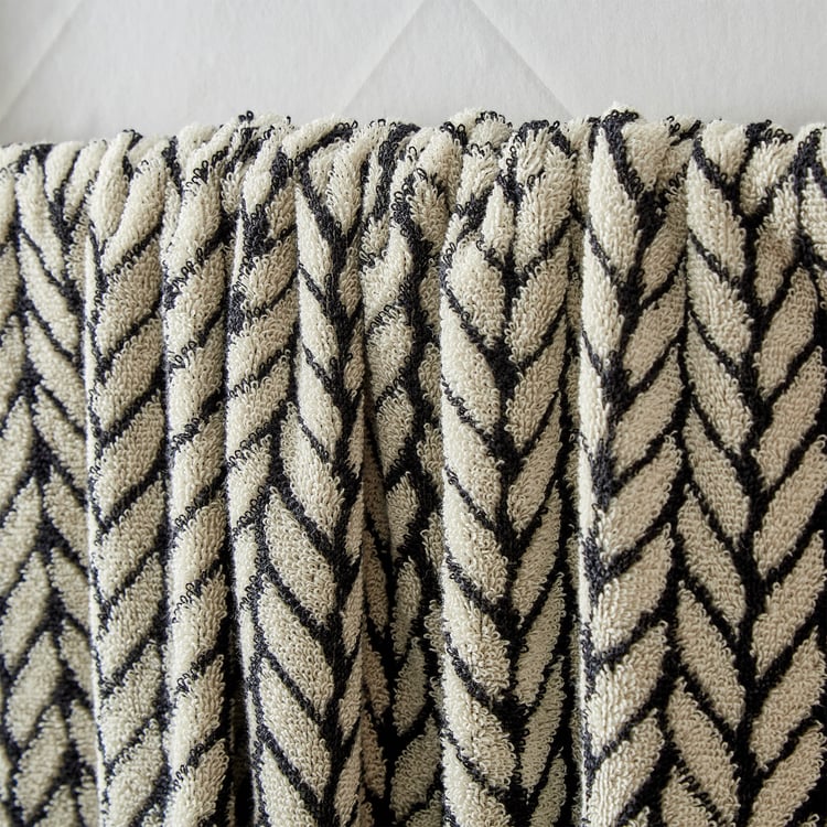 Nova Ecliptic Saga Chevron Cotton Jacquard Bath Towel - 70x140cm