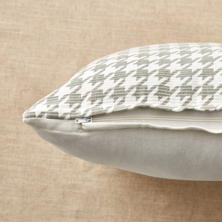 Stria Ash Set of 2 Houndstooth Print Cushion Covers - 40x40cm