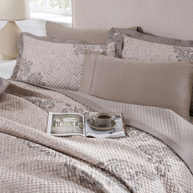 MASPAR Classical Ornate Cotton 8Pcs Quilted Double Bed-In-A-Bag Set
