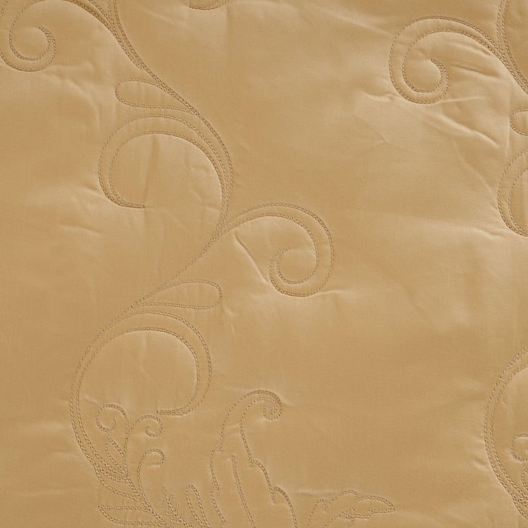 MASPAR Classical Ornate Cotton Embroidered Double Quilt