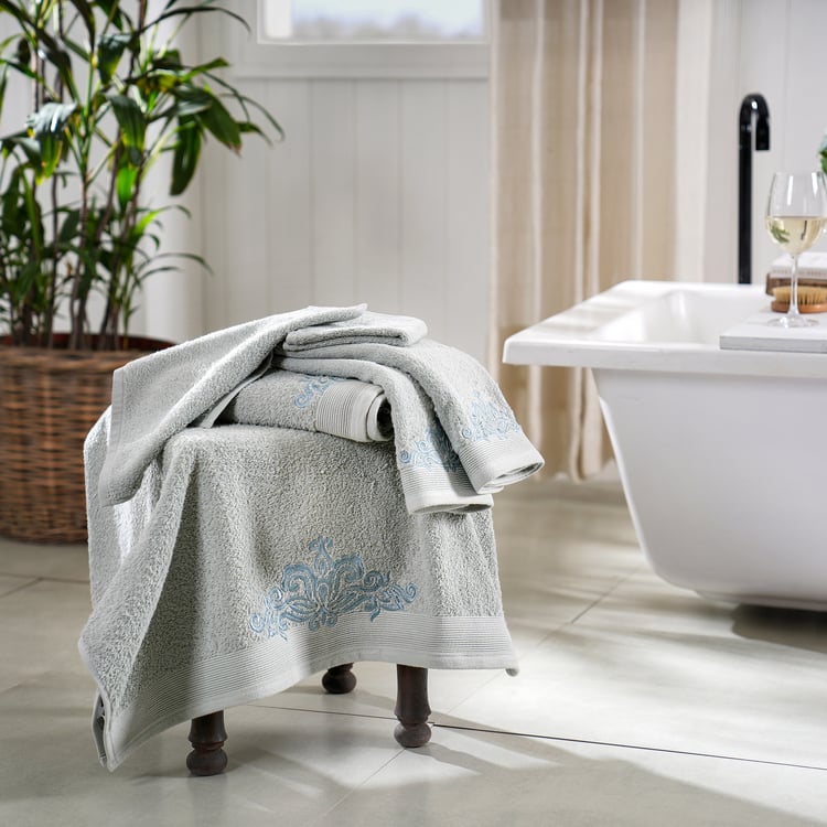 MASPAR Classical Ornate Set of 6 Cotton Embroidered Bath Hand and Face Towels