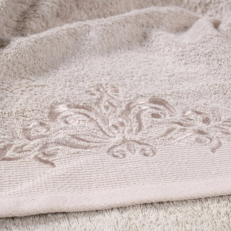 MASPAR Classical Ornate Set of 2 Cotton Embroidered Hand Towels - 70x40cm