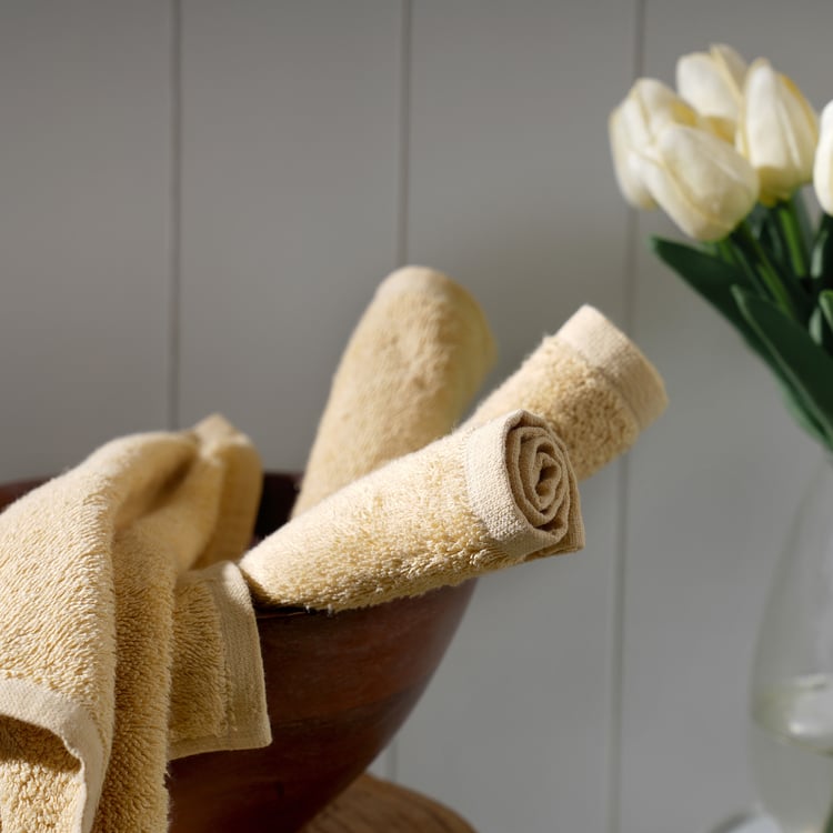 MASPAR Classical Ornate Set of 4 Cotton Embroidered Face Towels - 30x30cm