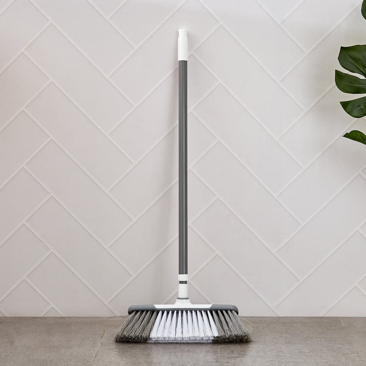 Indus Reno Polypropylene Push Brush with Telescopic Handle