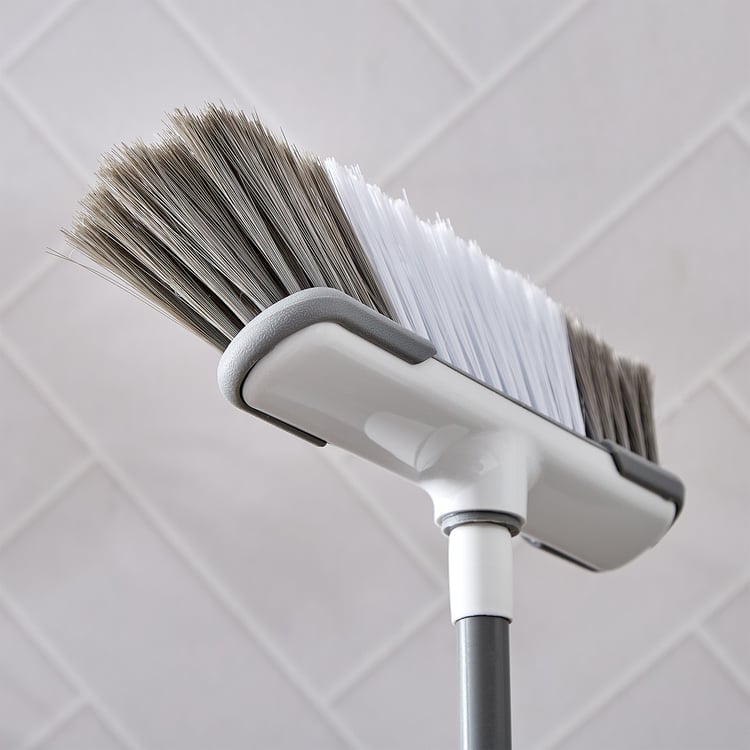 Indus Reno Polypropylene Push Brush with Telescopic Handle