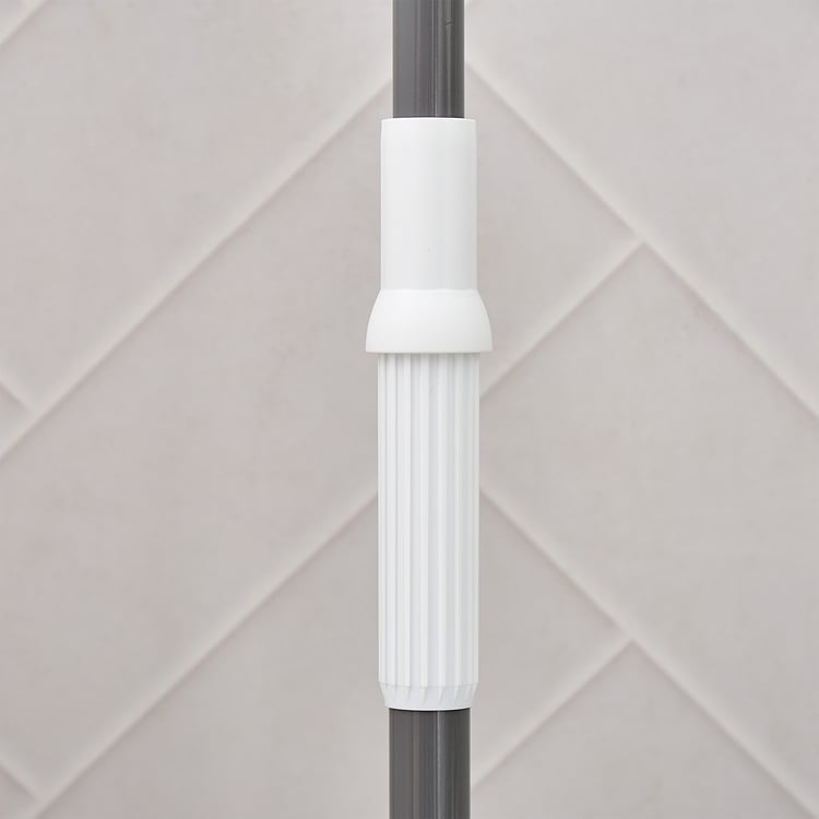 Indus Reno Polypropylene Extendable Twist Mop