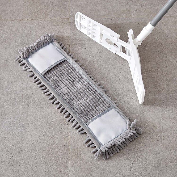 Indus Reno Polypropylene Dust Mop with Telescopic Handle