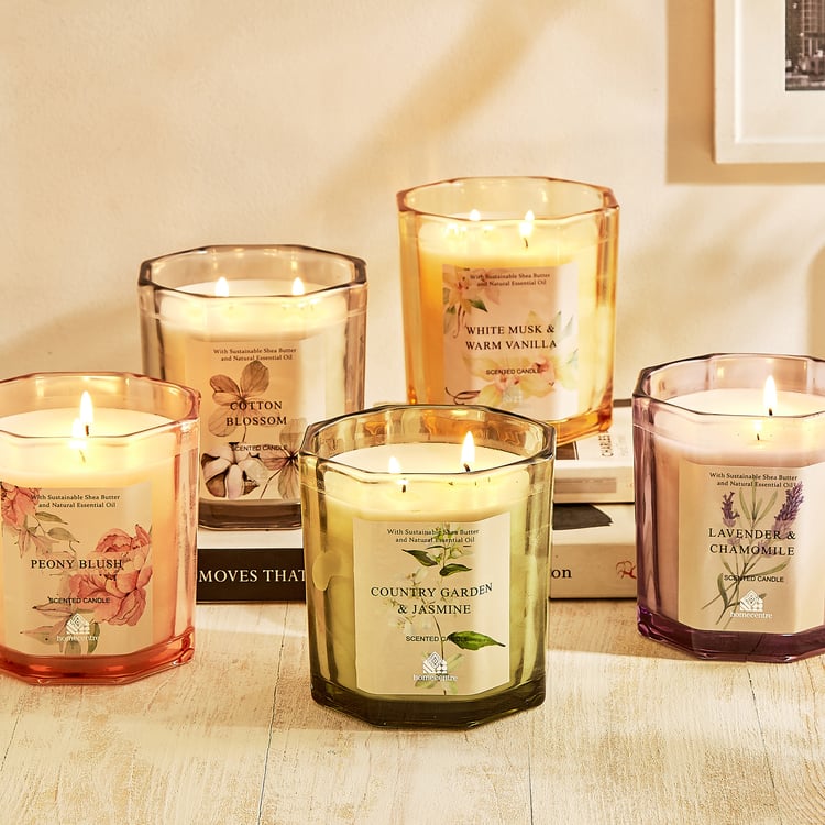 Utopia Refresh Bouquet Lavender and Chamomile Scented Jar Candle