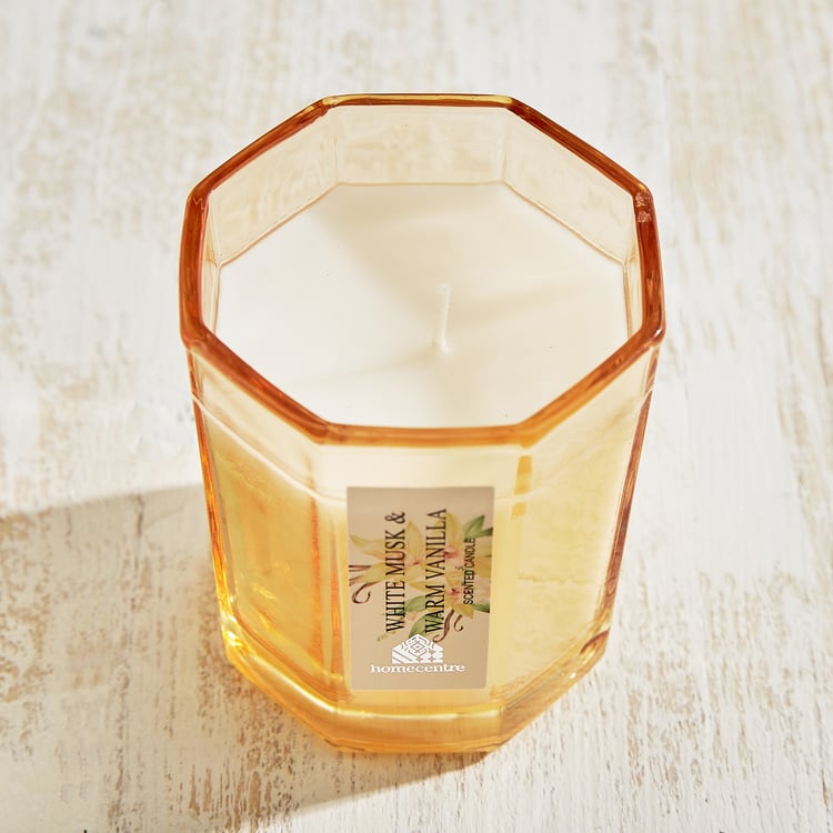 Utopia Refresh Bouquet White Musk and Warm Vanilla Scented Jar Candle