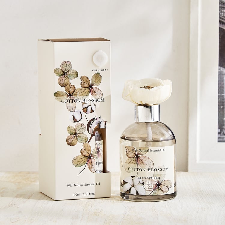Utopia Refresh Bouquet Cotton Blossom Reed Diffuser with Sola Flower