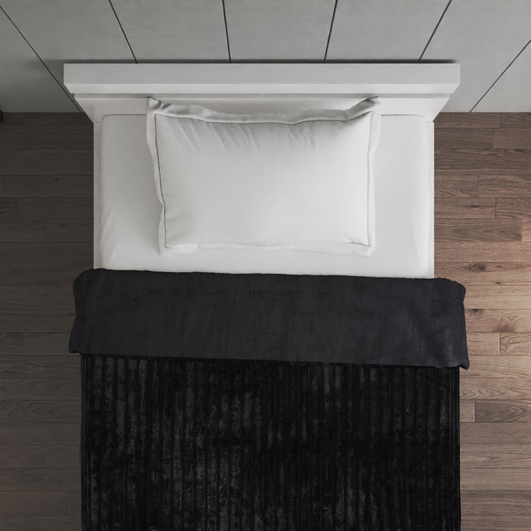 Carrera Striped Single Blanket