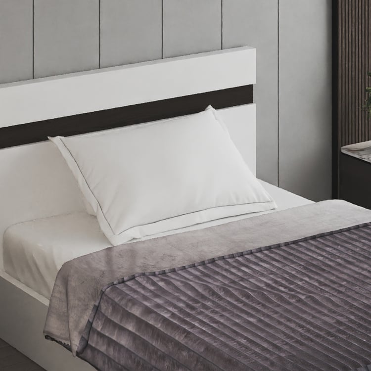 Carrera Striped Single Blanket