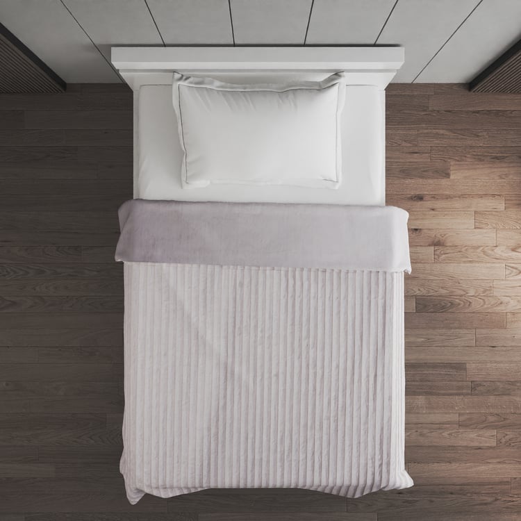 Carrera Striped Single Blanket