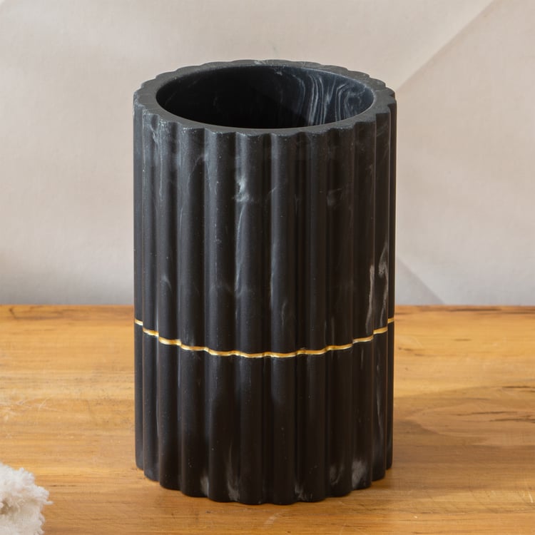 Monique Marco 5-Piece Ribbed Polyresin Bathroom Set