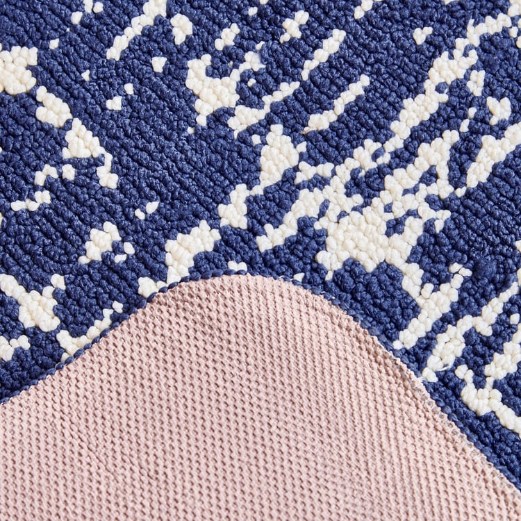 Nicolas Loomis Knitted Bedside Runner - 150x50cm