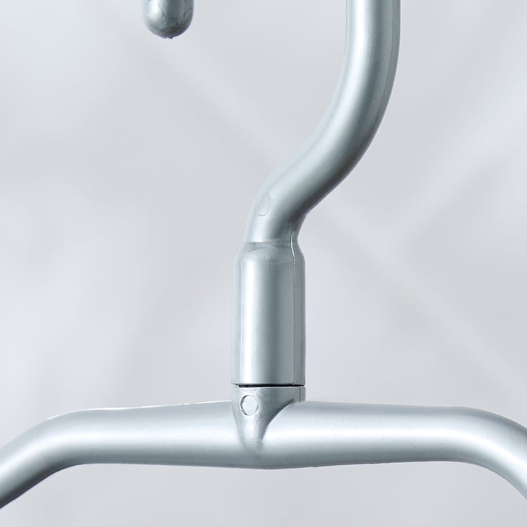 Pacific Winston Elora Set of 10 Polypropylene Rotating Hook Clothes Hangers