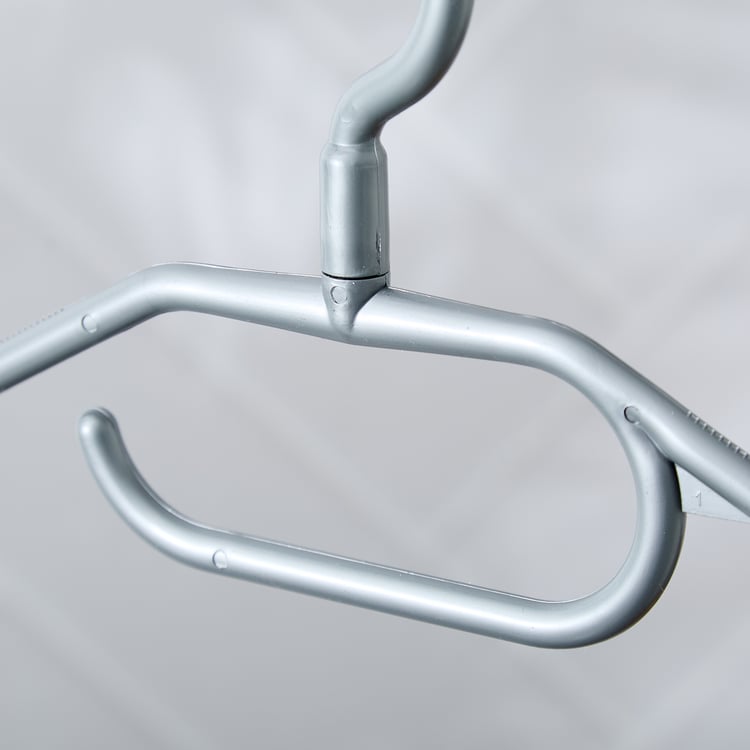 Pacific Winston Elora Set of 10 Polypropylene Rotating Hook Clothes Hangers