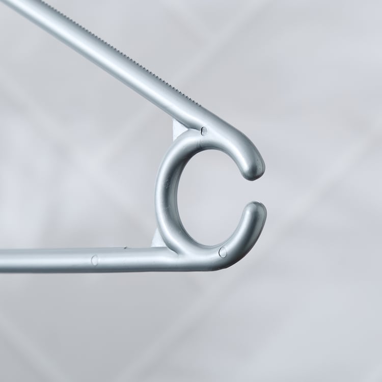 Pacific Winston Elora Set of 10 Polypropylene Rotating Hook Clothes Hangers