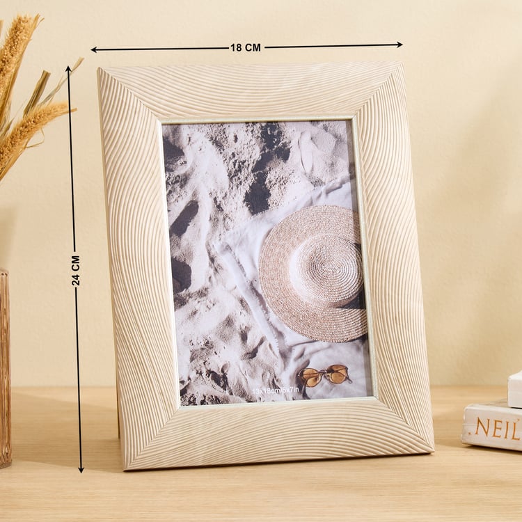 Photomontage Pine Photo Frame - 18x24cm