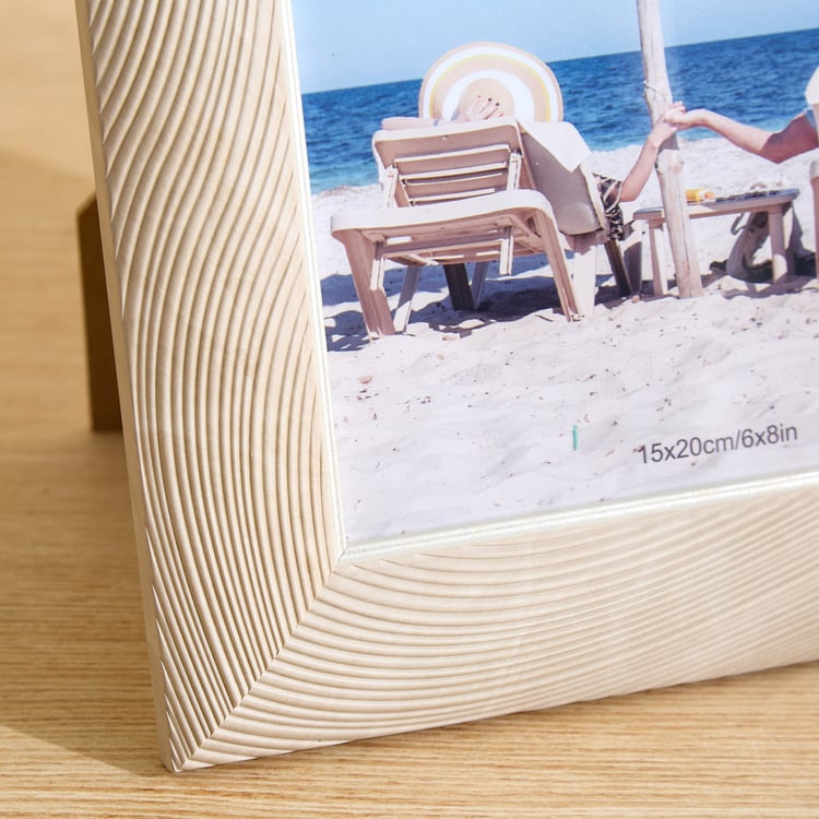 Photomontage Pine Photo Frame - 21x26cm