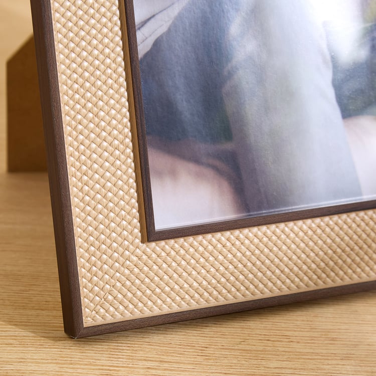 Photomontage Shack Photo Frame - 26x31cm
