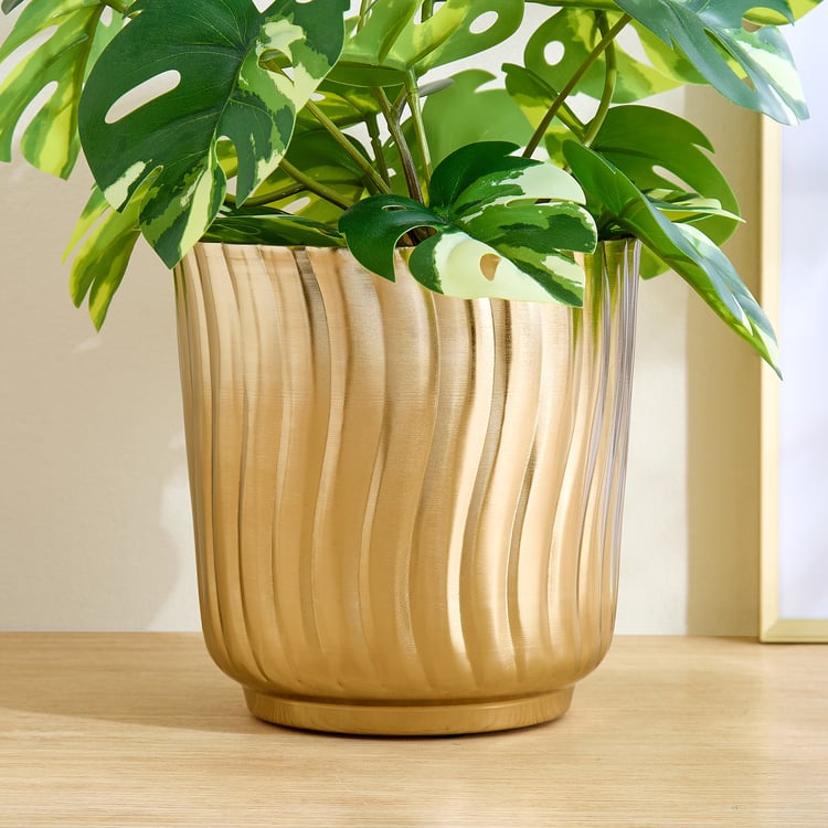 Gardenia Fest Metal Swirl Planter - Small
