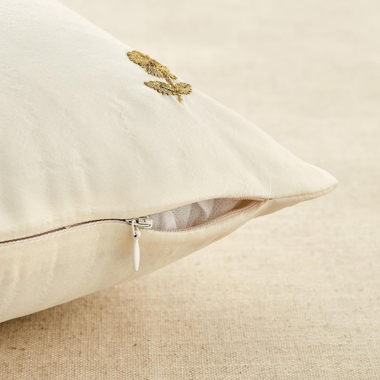 Velin Azmin Set of 2 Embroidered Cushion Covers - 40x40cm