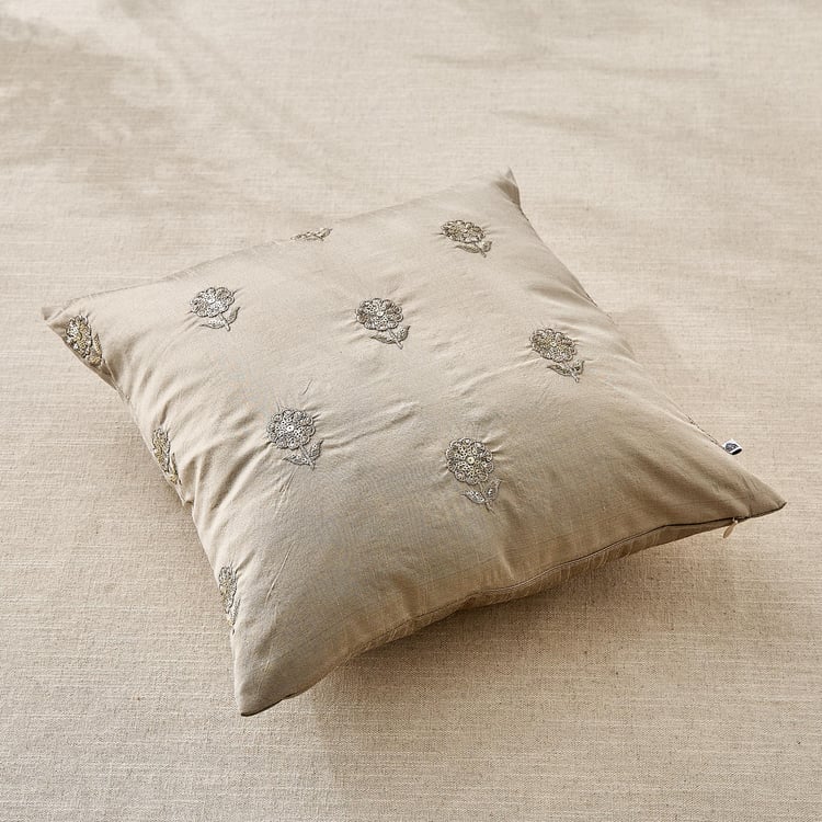 Velin Azmin Set of 2 Embroidered Cushion Covers - 40x40cm