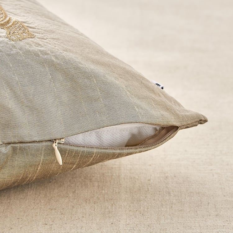 Velin Yaanai Set of 2 Elephant Embroidered Cushion Covers - 40x40cm