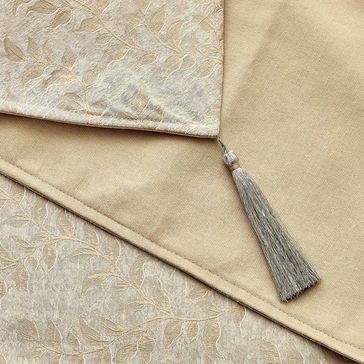 Glimmer Brio Cotton Jacquard Table Runner