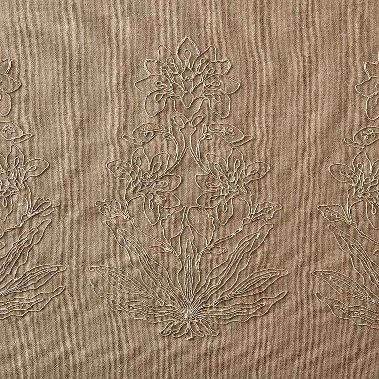 Glimmer Cotton Floral Embroidered Placemat