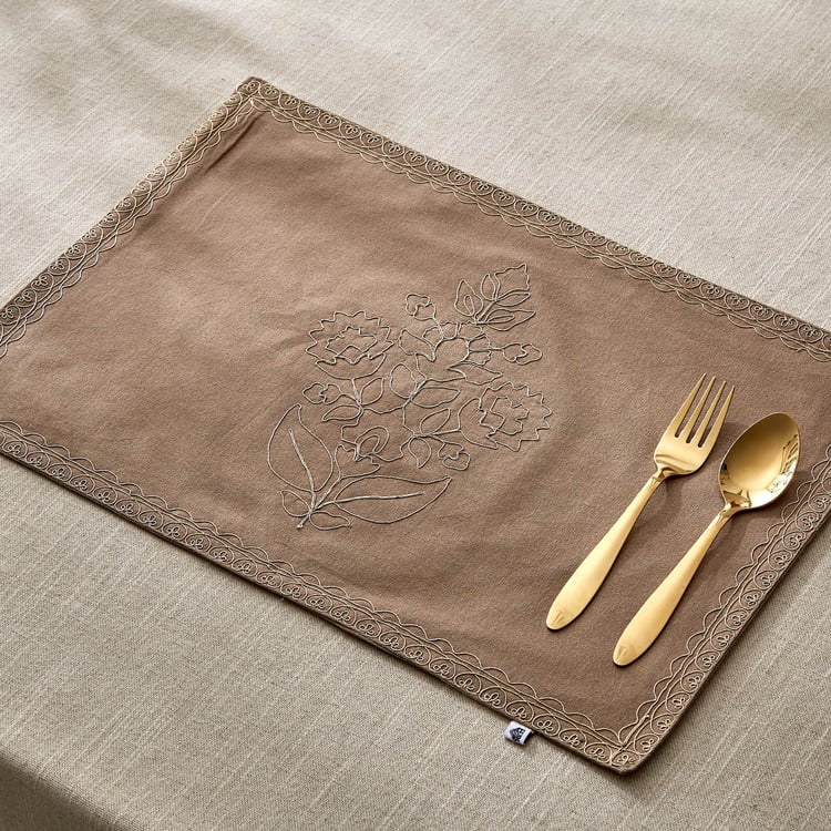Glimmer Cotton Zari Embroidered Placemat