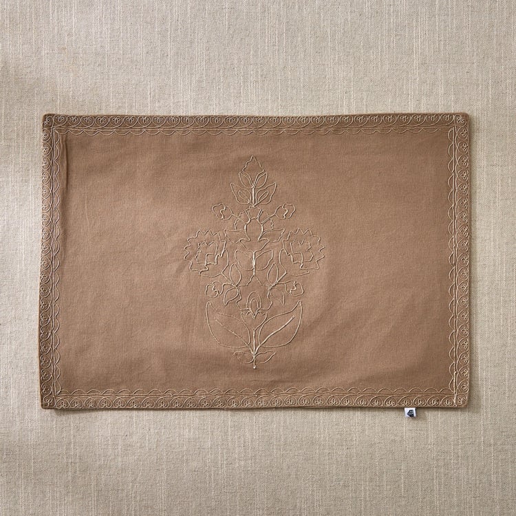 Glimmer Cotton Zari Embroidered Placemat