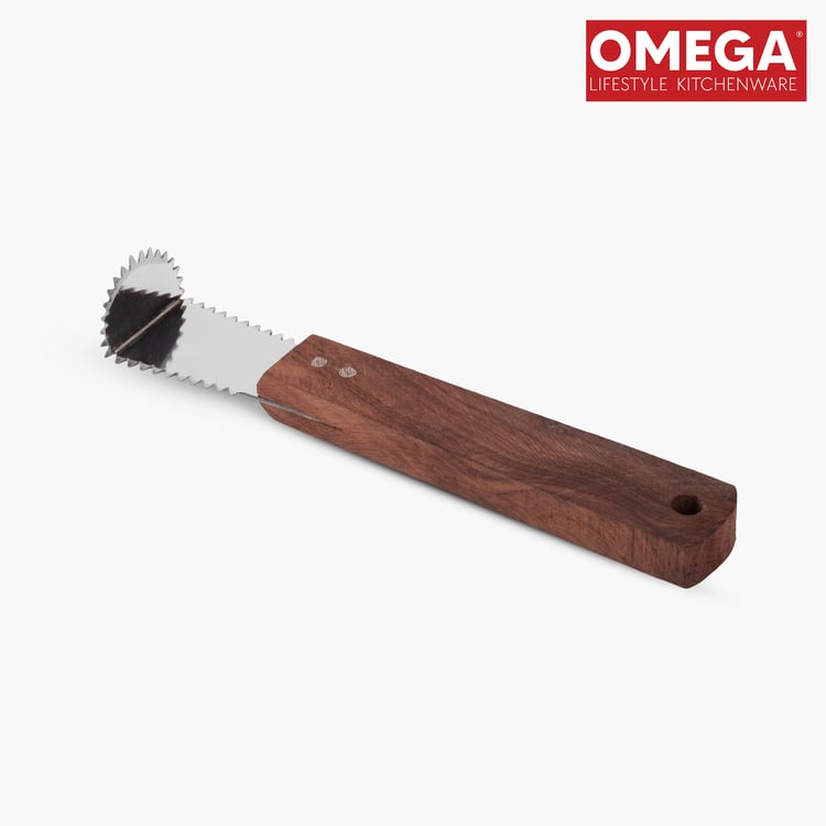 OMEGA Stainless Steel Coconut Scraper