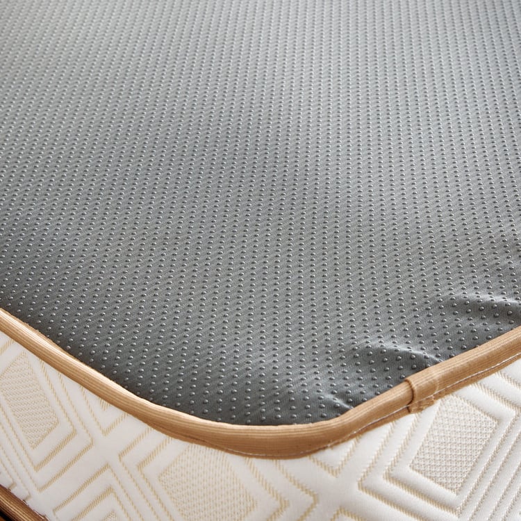 Dreamland Prime 6 Inches Queen Mattress with HR Foam, 150x195cm - White