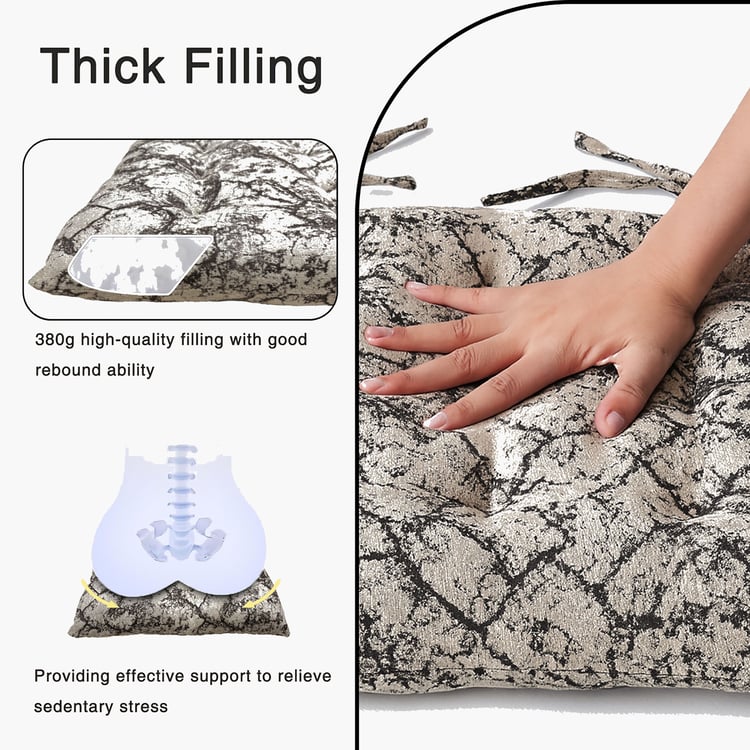 LUXE HOME Set of 4 Chair Cushion Pads - 45.72x45.72cm