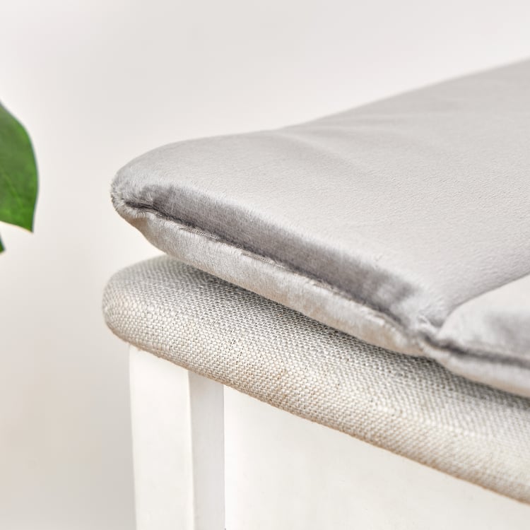 Poise Velvet Chair Pad - 38x38cm