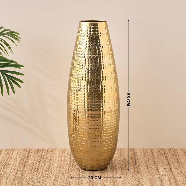Colossal Hipo Metal Embossed Vase