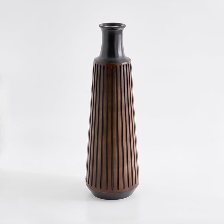 Bernina Mord Ribbed Polyresin Floor Vase