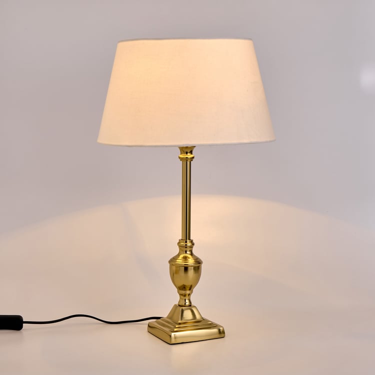 Nuqta Gifts Grantley Metal Table Lamp