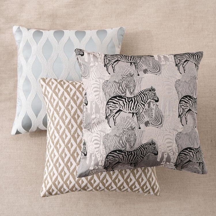 Corsica Tavi Set of 2 Patterned Cushion Covers - 45x45cm