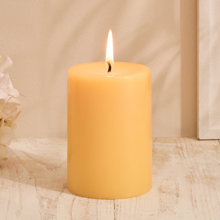 Essentials Core Lemongrass Scented Pillar Candle