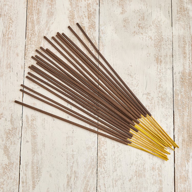 Essentials Core 30Pcs Lemongrass Scented Incense and Cones Set with Holder